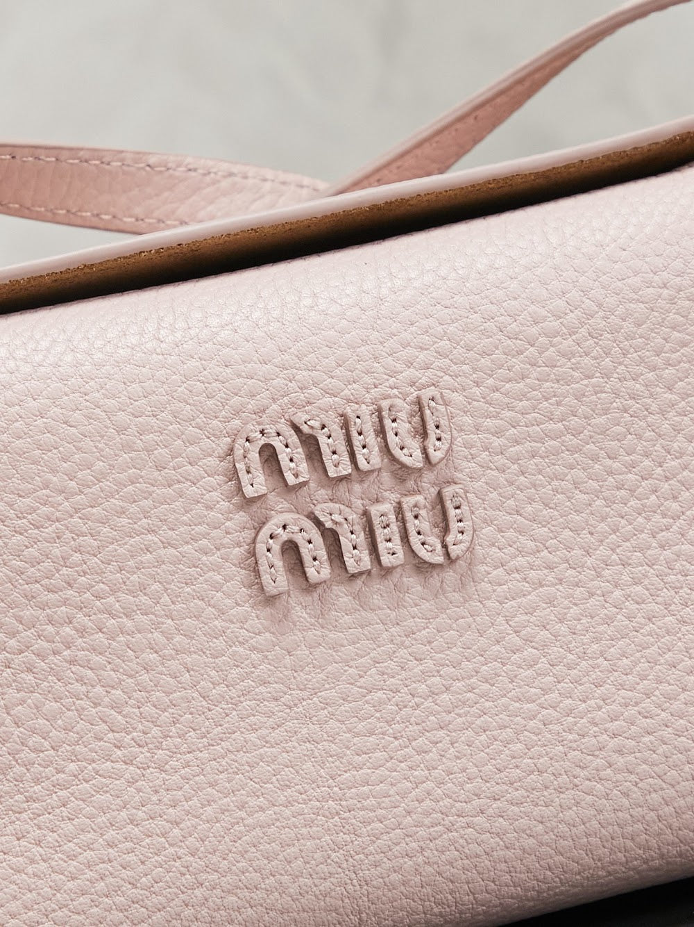 Dragons Bags Miun Miun Luxury Bag --123094