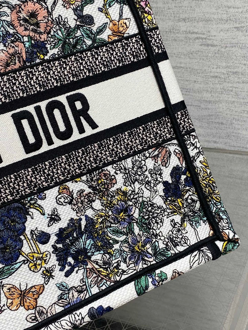new-luxury-designer-bags-nm16860