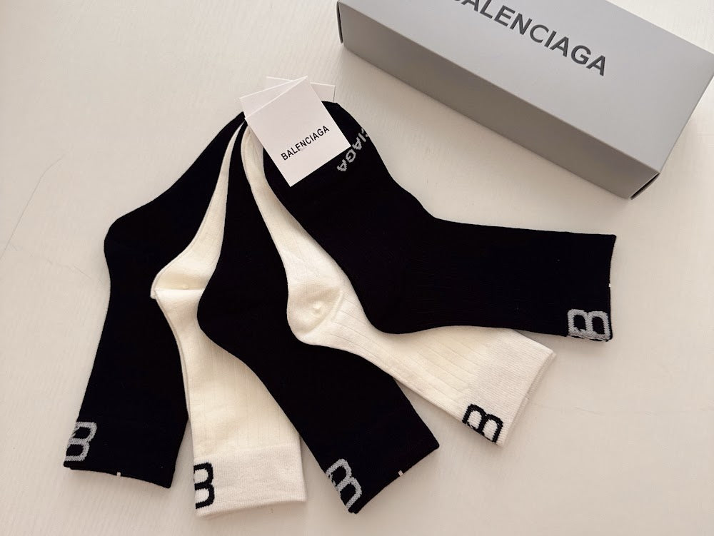 Dragons Bags Premium Luxury Socks --98525