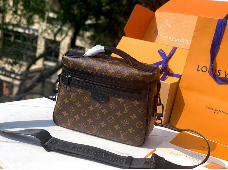 Dragons Bags ln Luxury Bag --70590