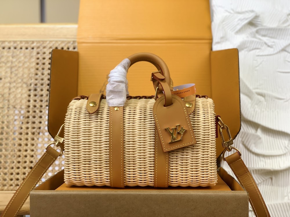 Dragons Bags ln Luxury Bag --58570