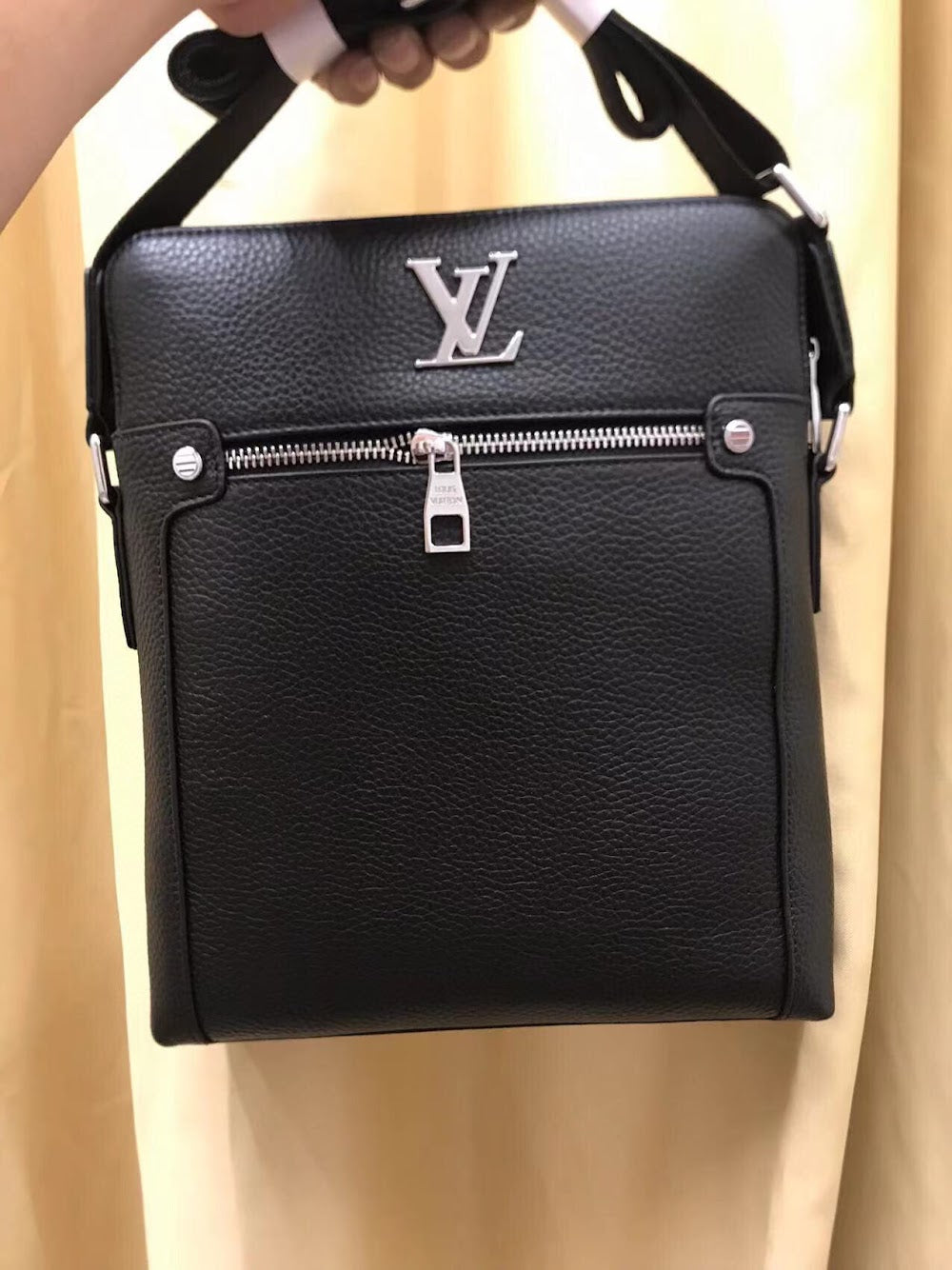Dragons Bags ln Luxury Bag --70301