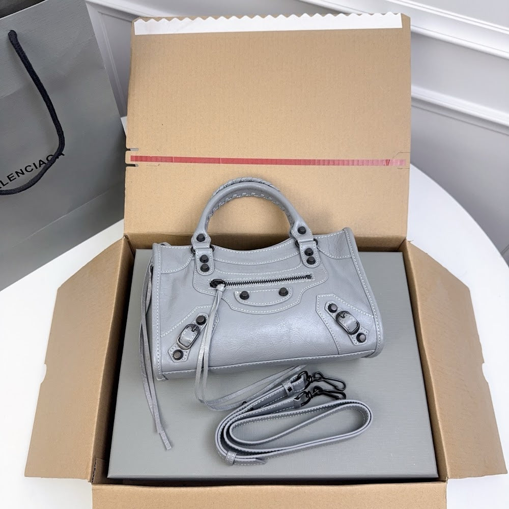 Dragons Bags Balenciaga Luxury Bag --110974