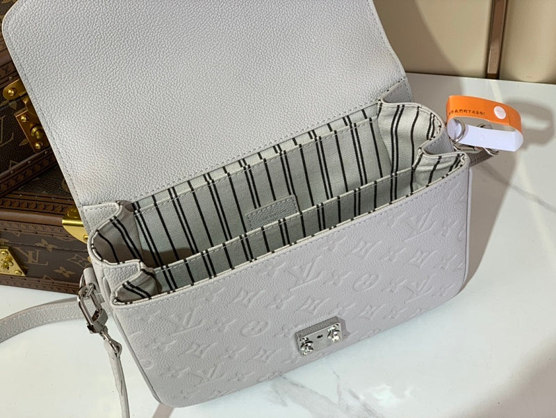 Dragons Bags ln Luxury Bag --69529