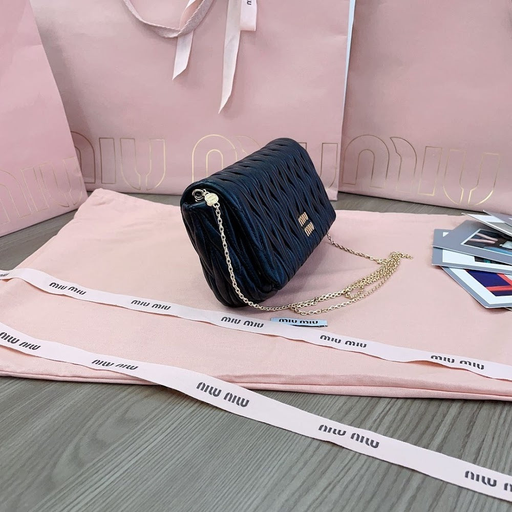 Dragons Bags Miun Miun Luxury Bag --123004