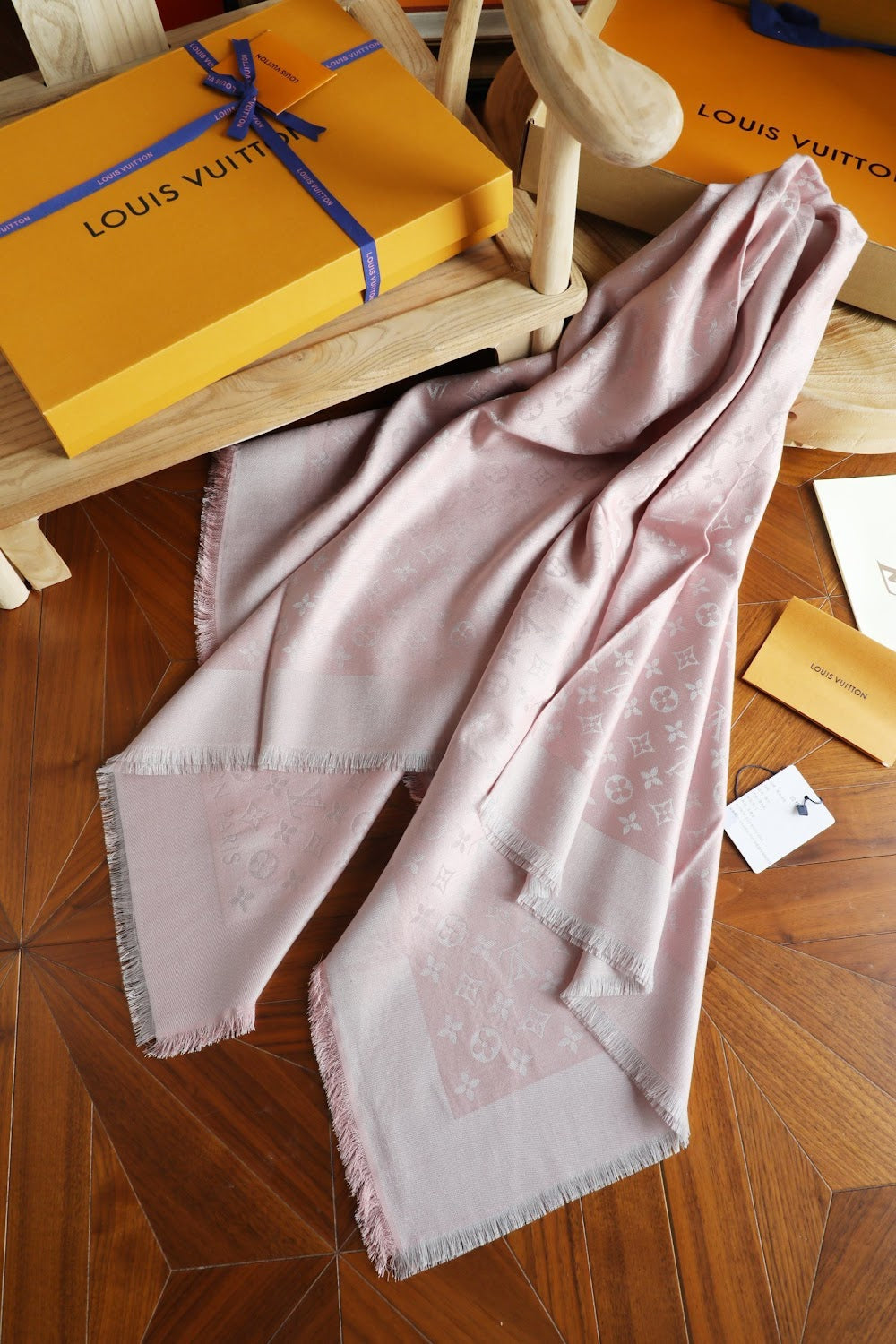 Dragons Bags Premium Designer Scarf --99455