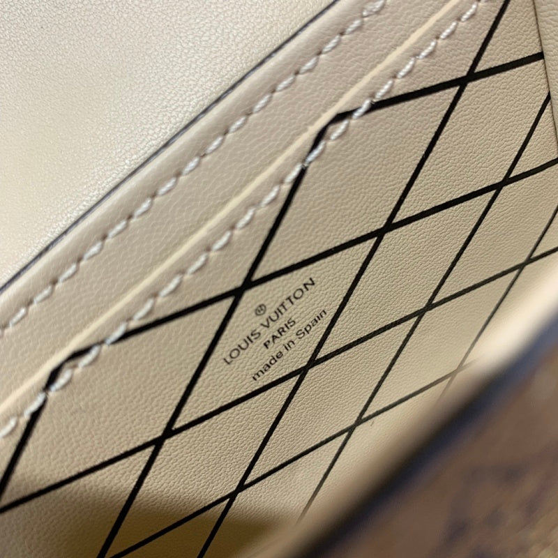 Dragons Bags ln Luxury Bag --59434