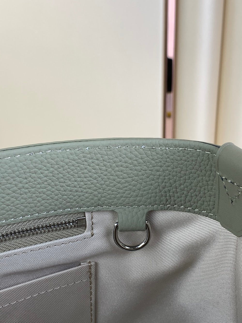 Dragons Bags ln Luxury Bag --68336
