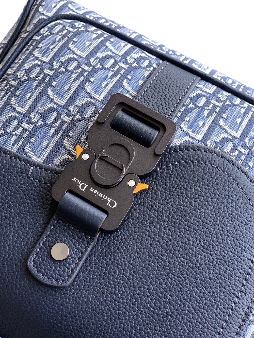 Dragons BagsDiorn Luxury Bag --115993
