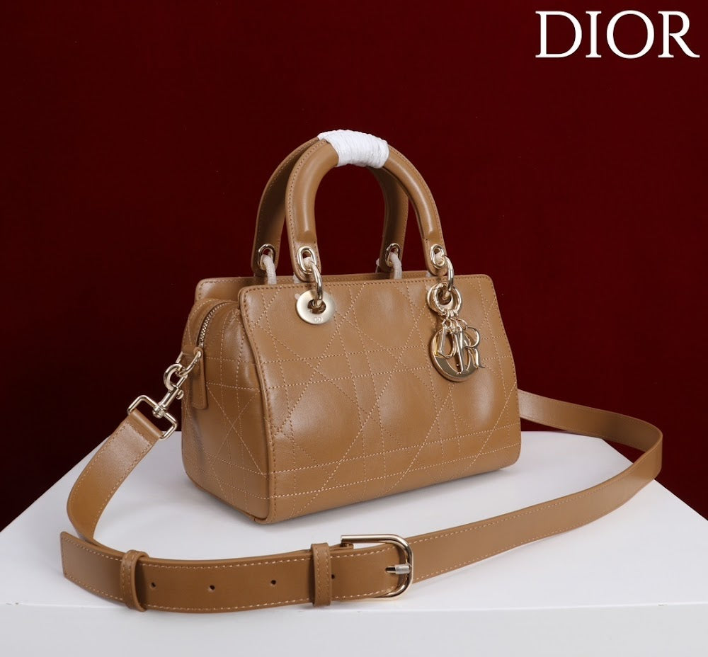 Dragons BagsDiorn Luxury Bag --115378