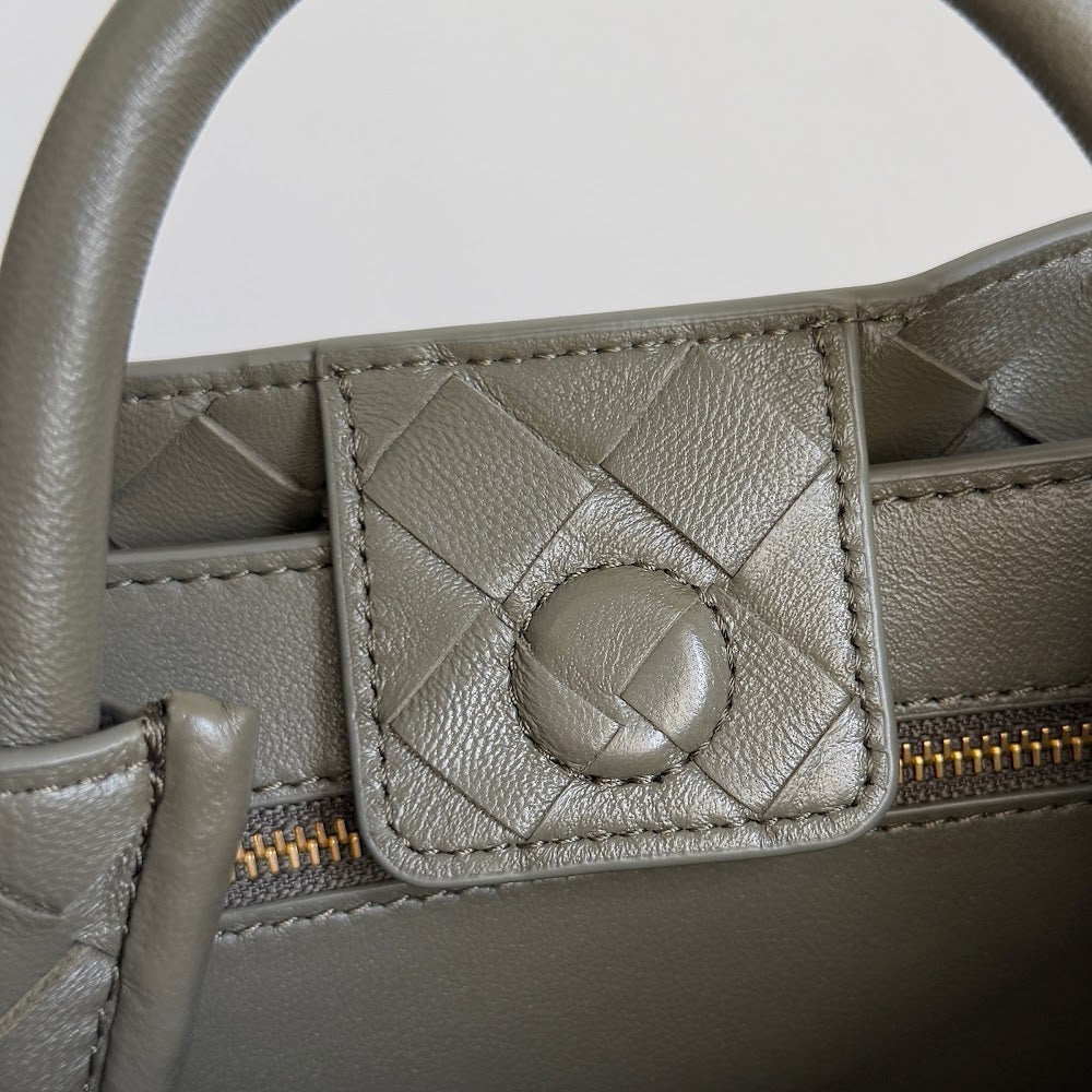 new-designer-premium-bags-nm10703