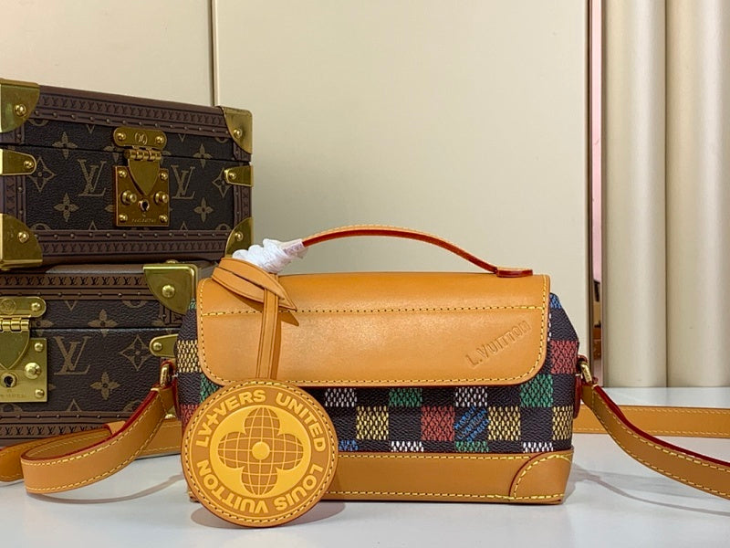 Dragons Bags ln Luxury Bag --62695