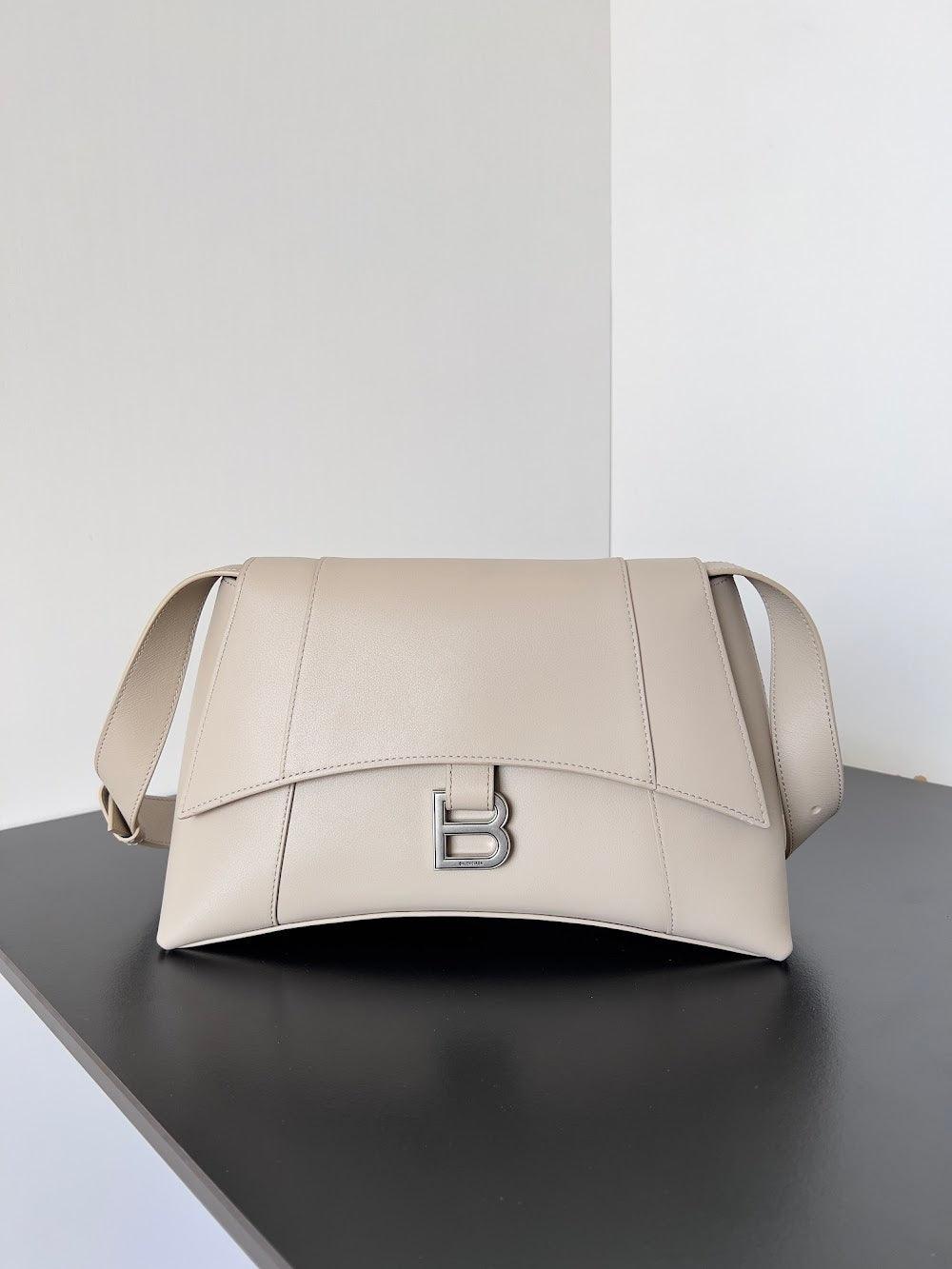 Dragons Bags Balenciaga Luxury Bag --111761