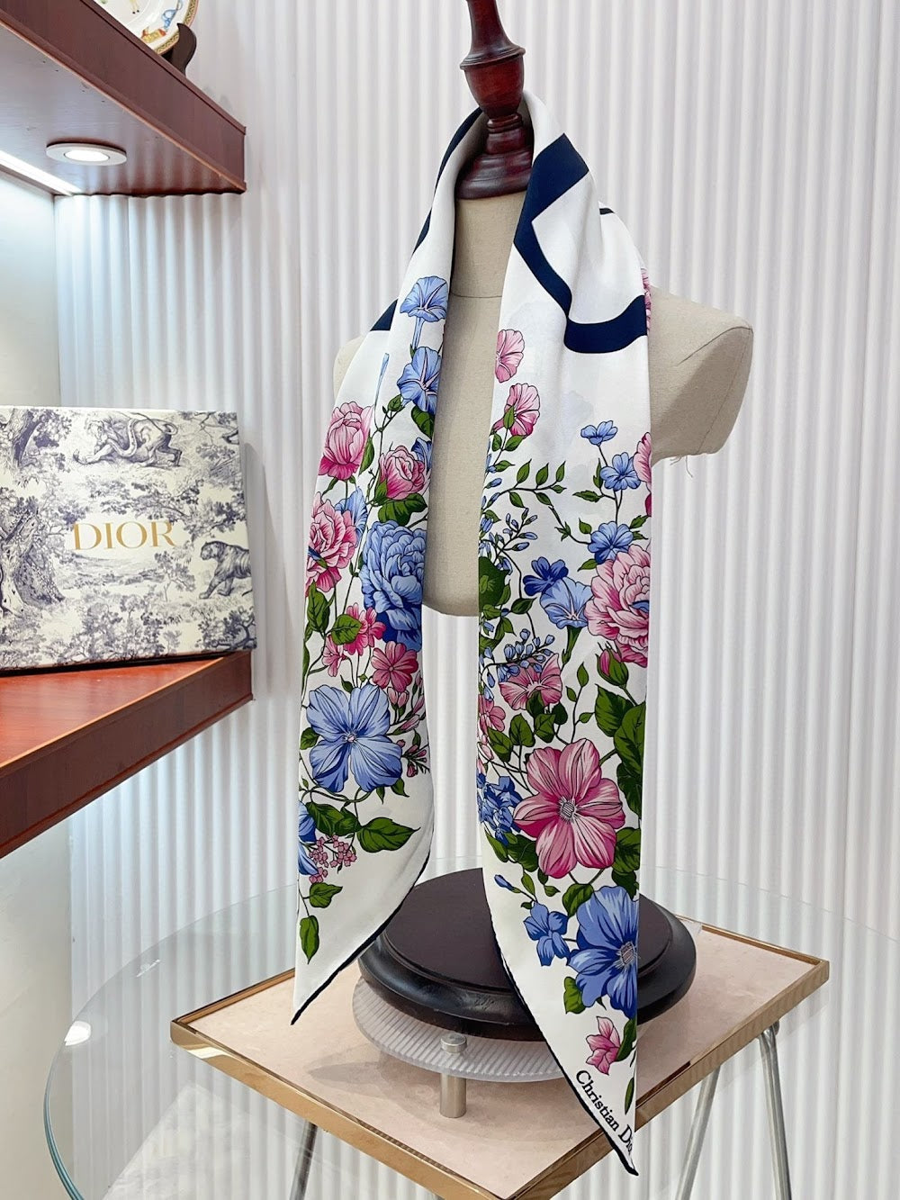 Dragons Bags Premium Designer Scarf --98866