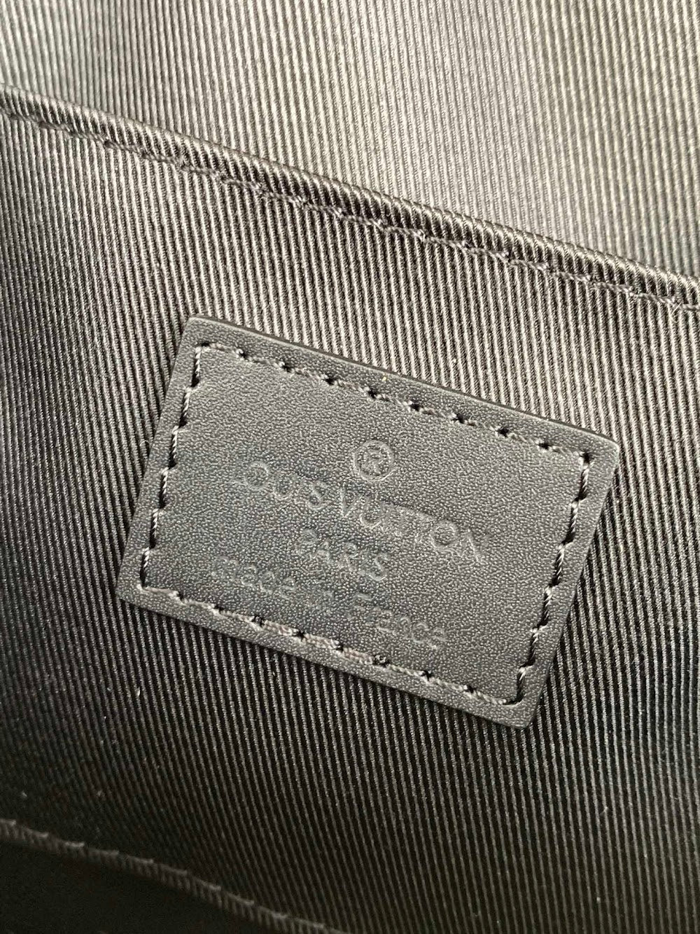 Dragons Bags ln Luxury Bag --61970
