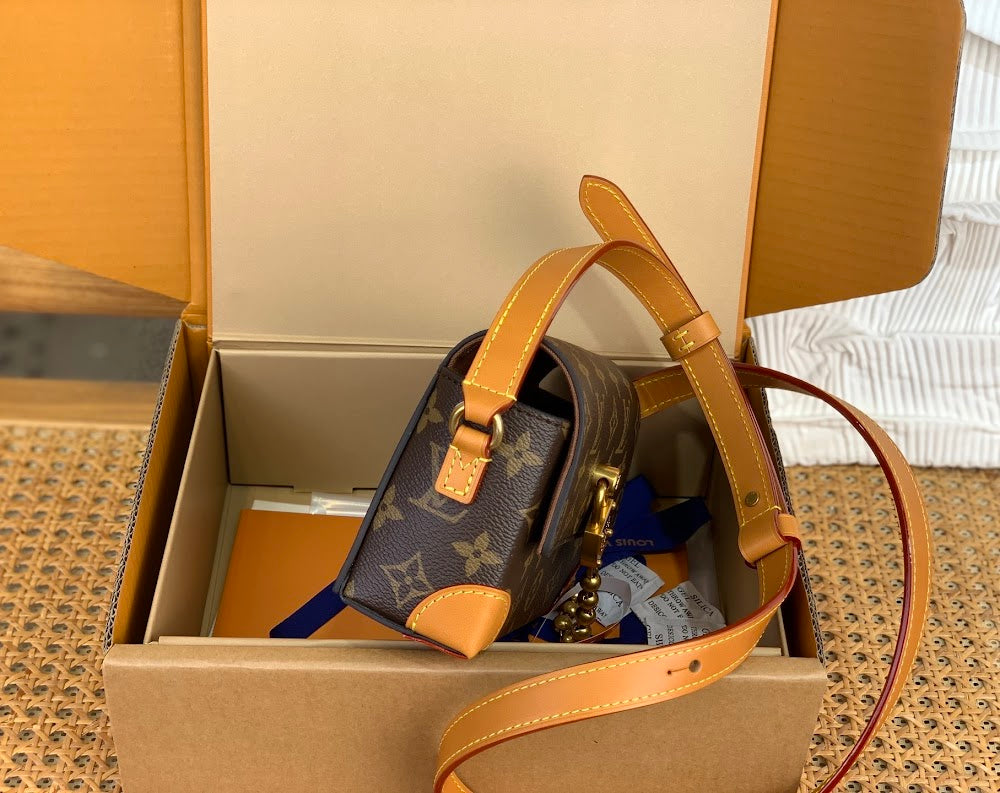 Dragons Bags ln Luxury Bag --97604