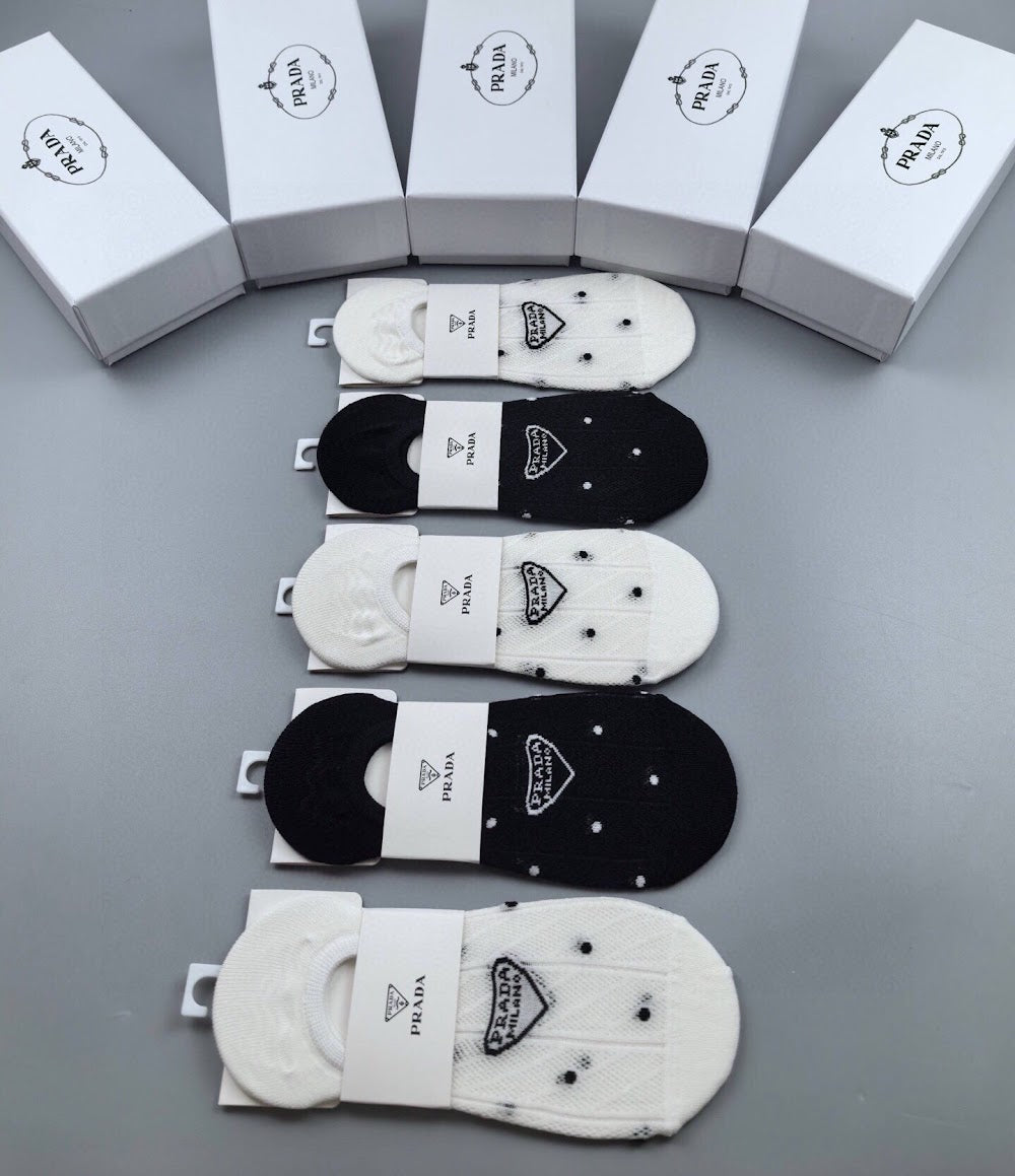 Dragons Bags Premium Luxury Socks --98509