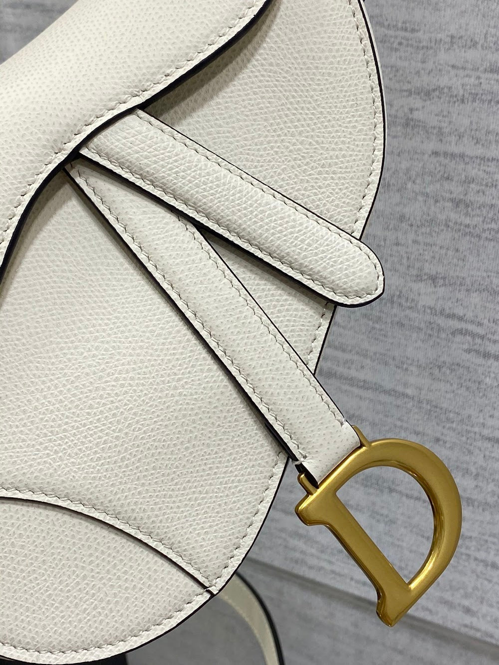 Dragons BagsDiorn Luxury Bag --114994