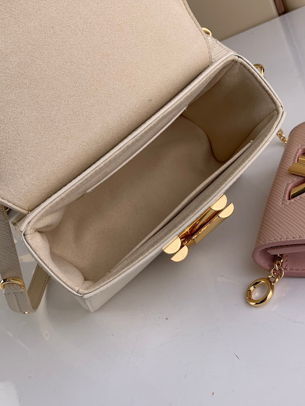 Dragons Bags ln Luxury Bag --56428