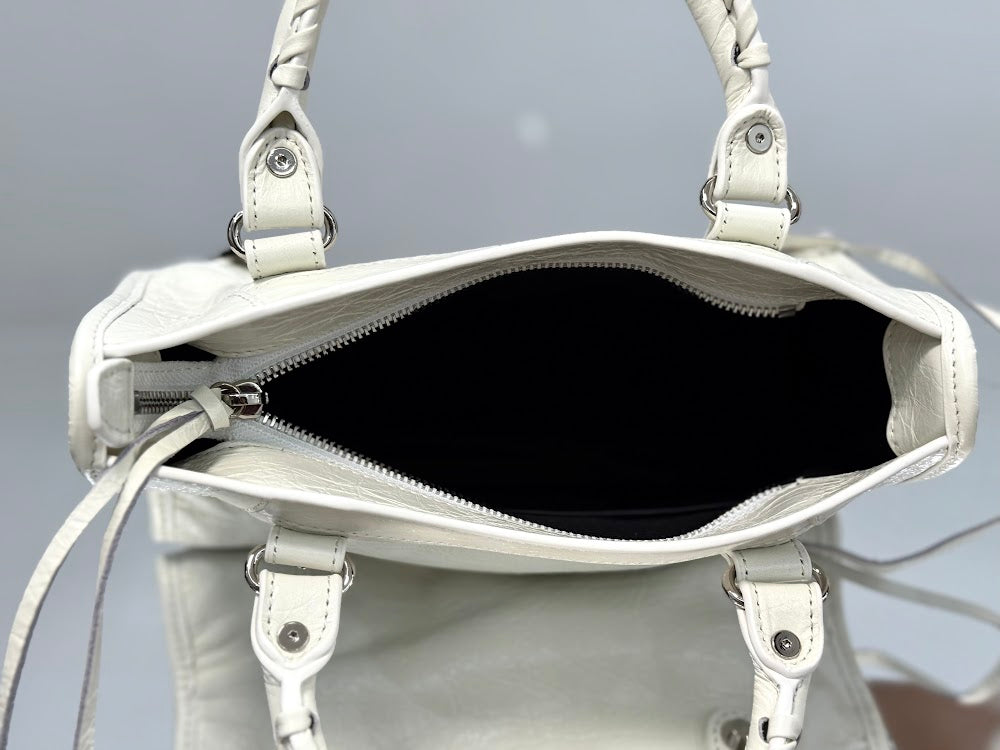 new-luxury-designer-bags-nm21769
