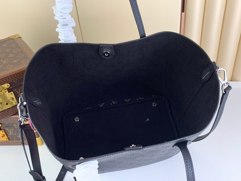 Dragons Bags ln Luxury Bag --61404