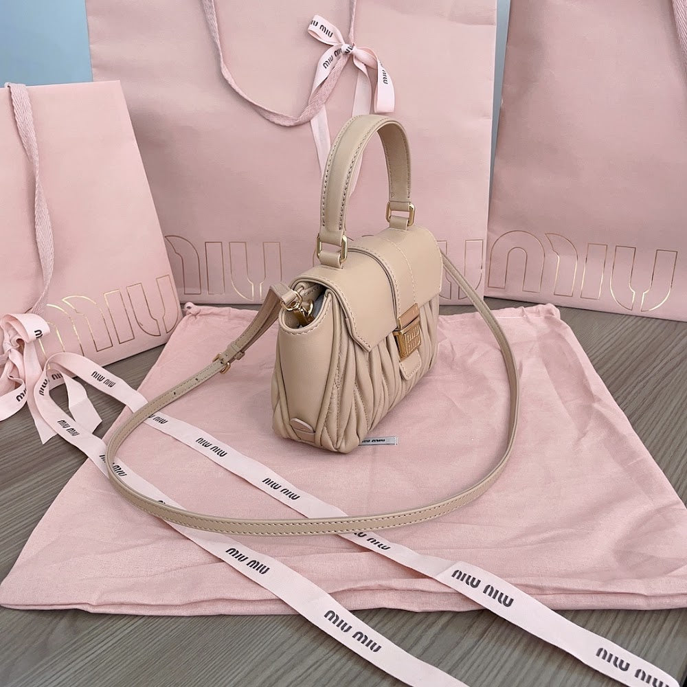 Dragons Bags Miun Miun Luxury Bag --123255