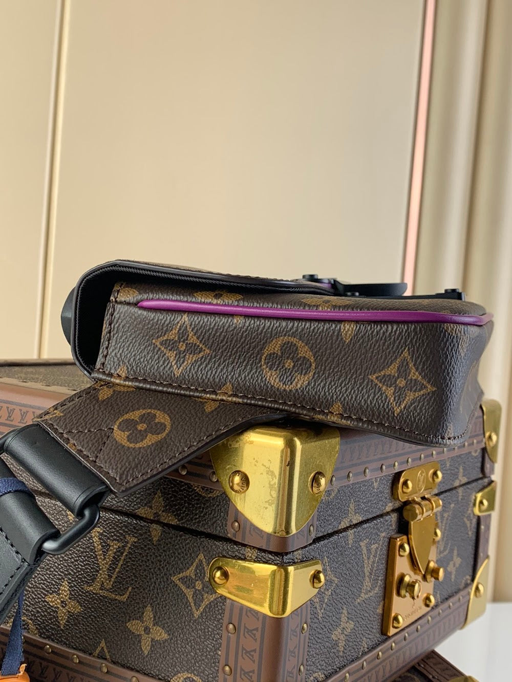 Dragons Bags ln Luxury Bag --61157