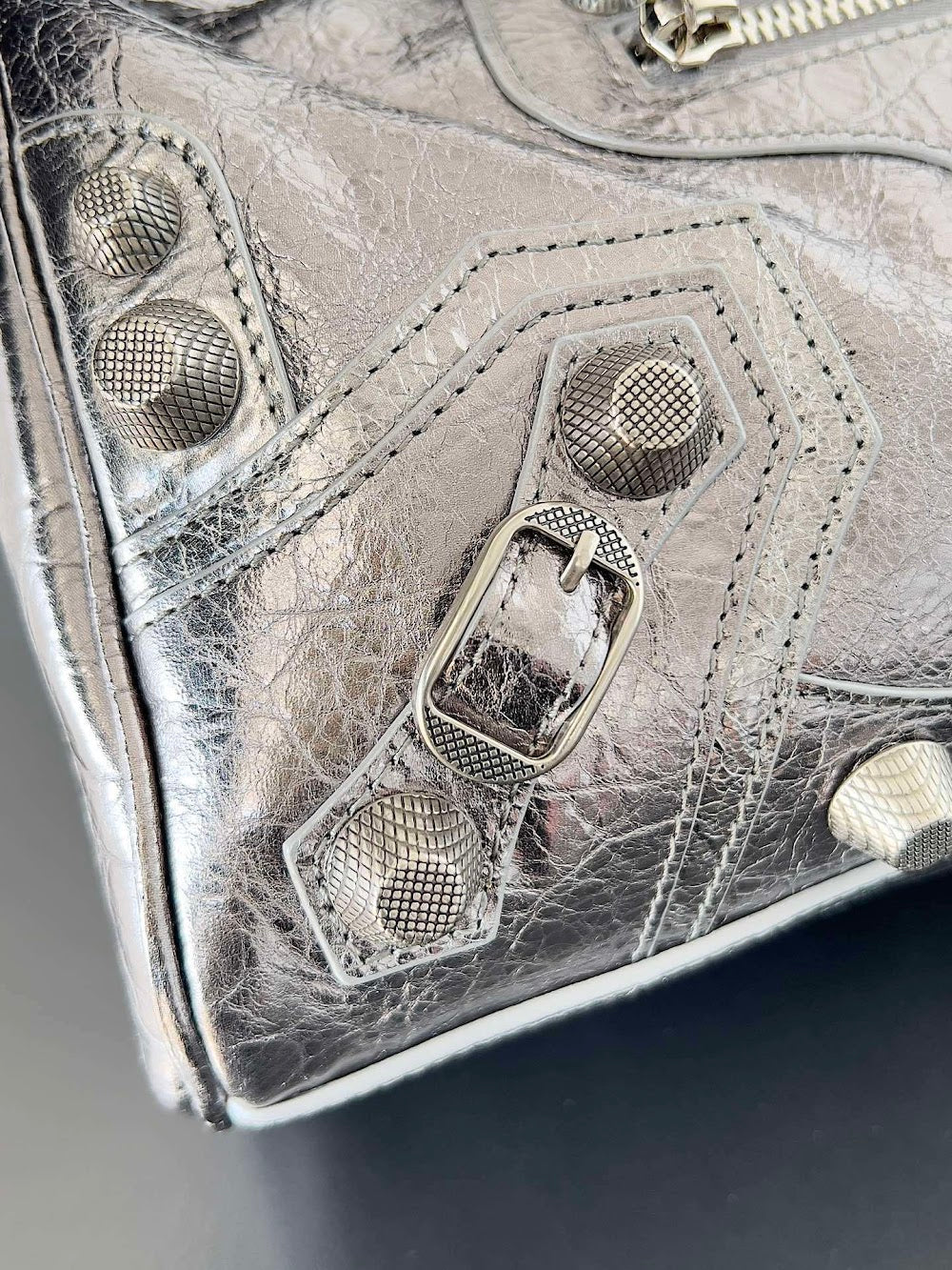 Dragons Bags Balenciaga Luxury Bag --111128