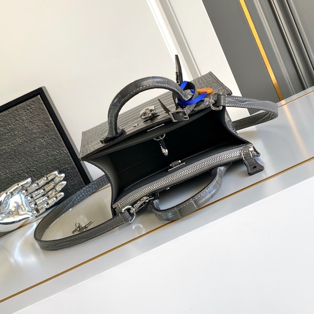 Dragons Bags ln Luxury Bag --96201