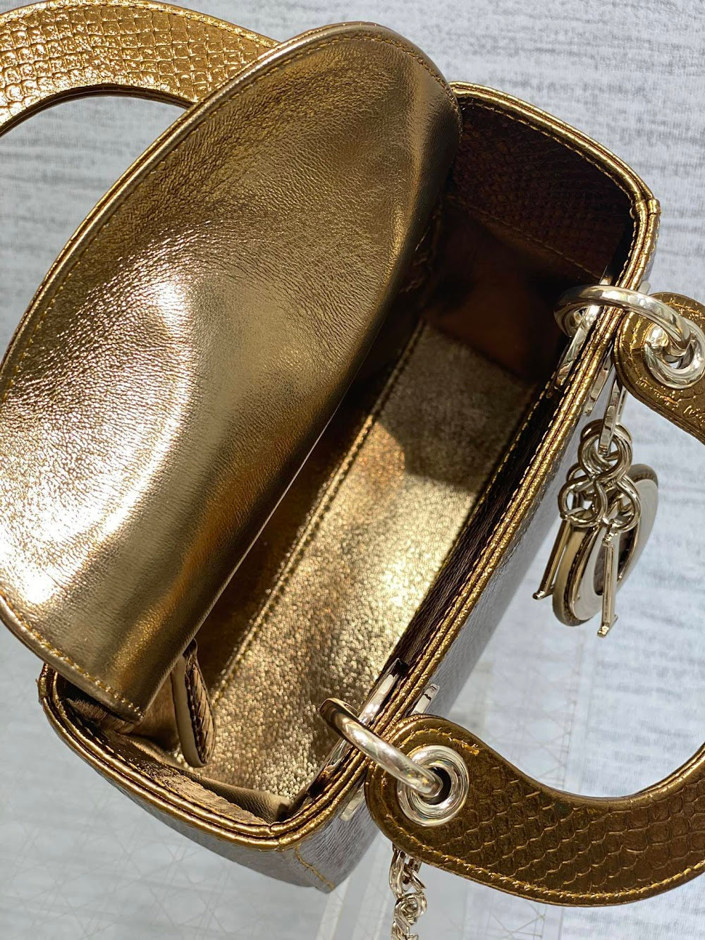 new-designer-premium-bags-nm16762