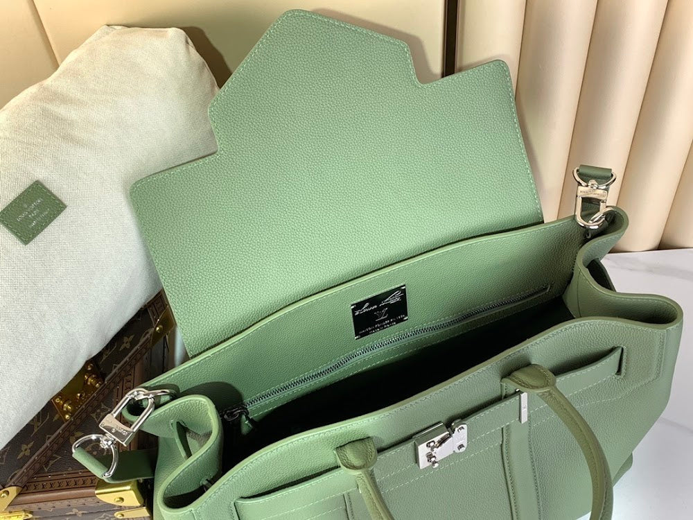 Dragons Bags ln Luxury Bag --69405