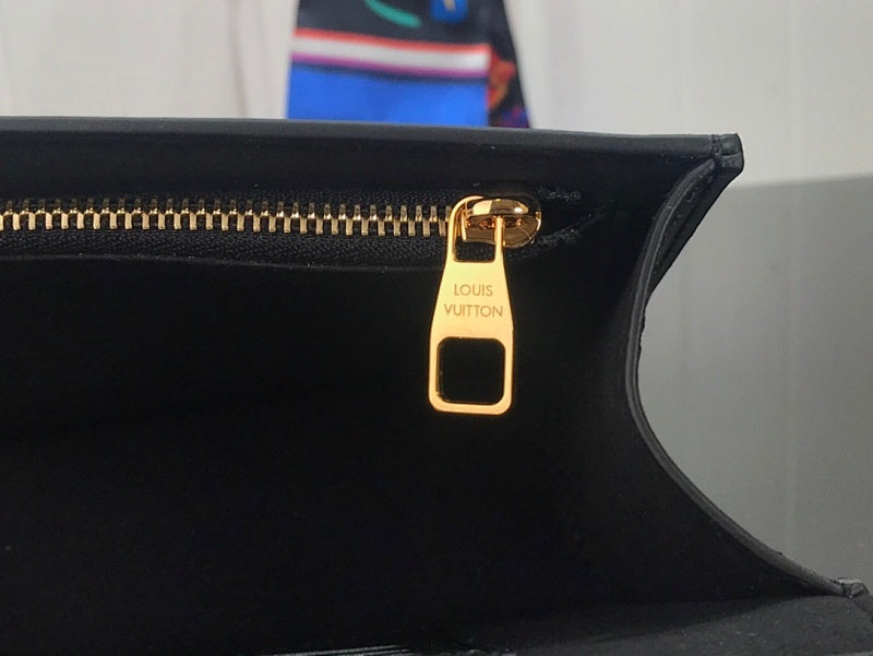 Dragons Bags ln Luxury Bag --59363