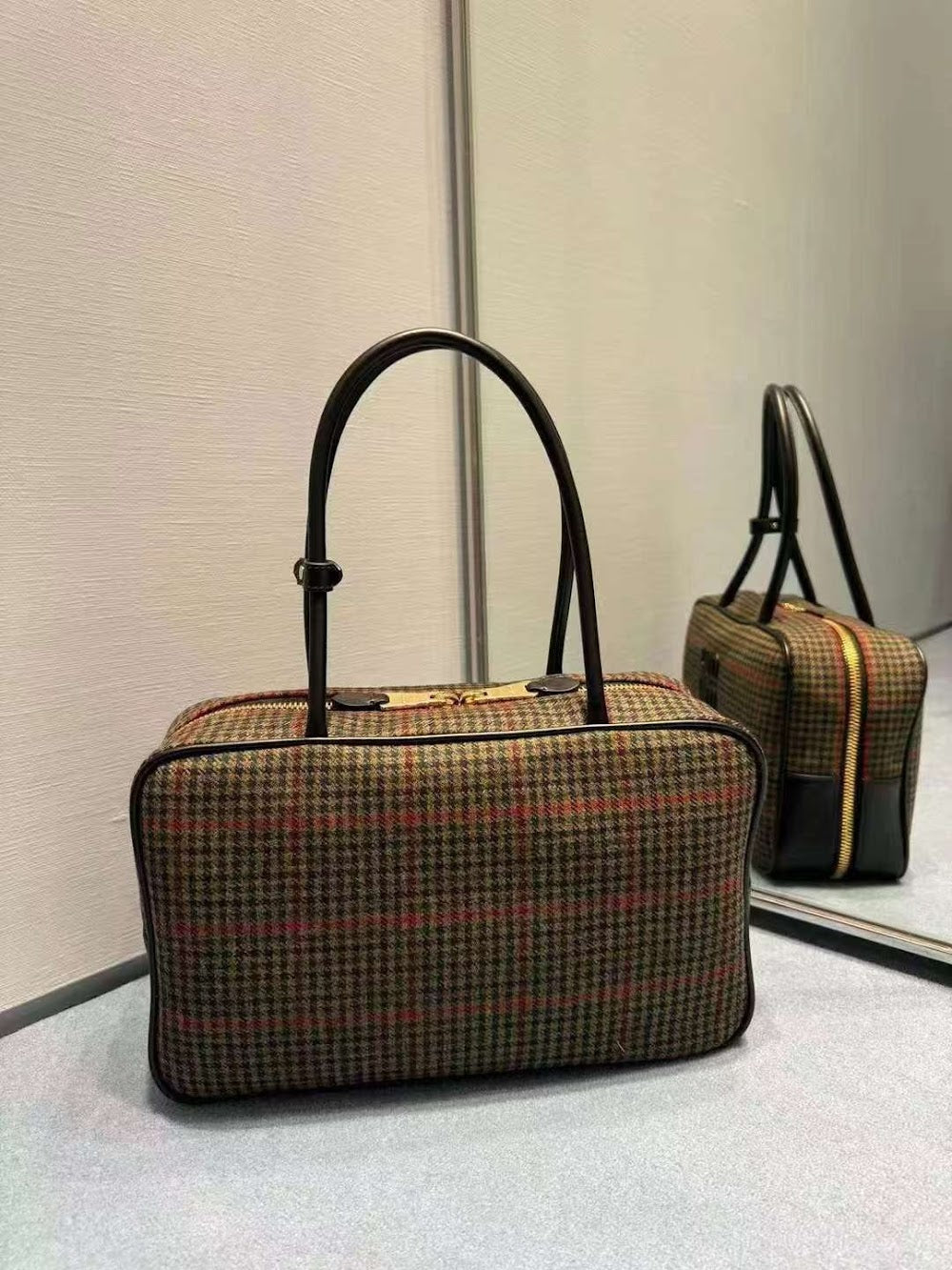 Dragons Bags Miun Miun Luxury Bag --123309