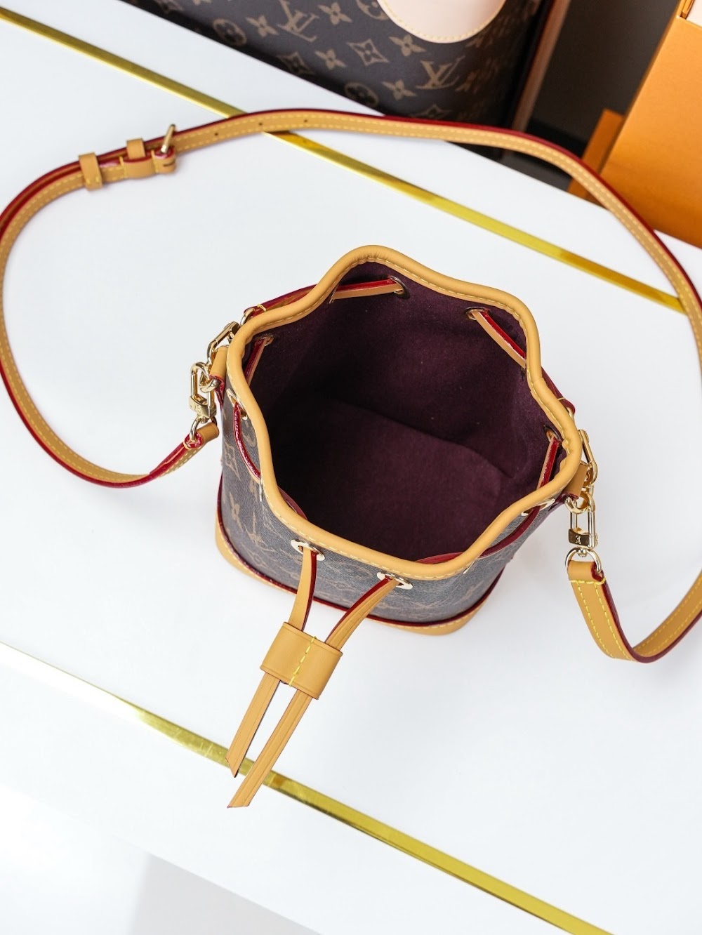 Dragons Bags ln Luxury Bag --81786