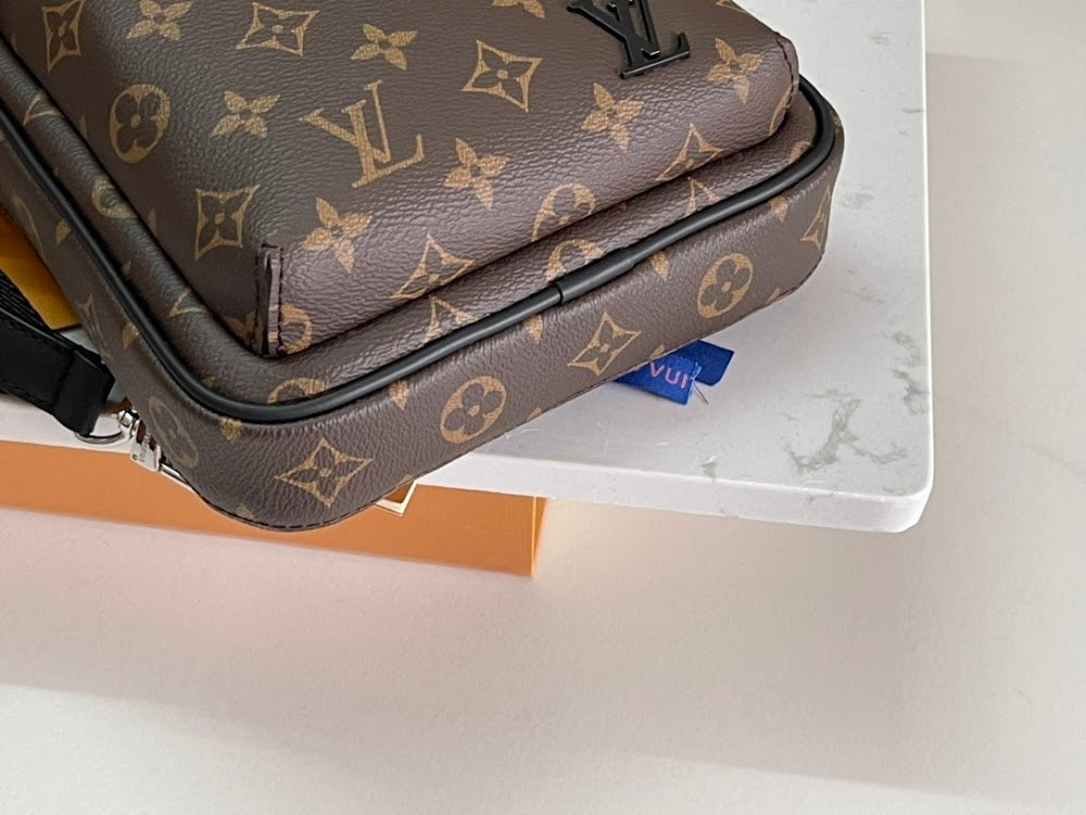 Dragons Bags ln Luxury Bag --70371