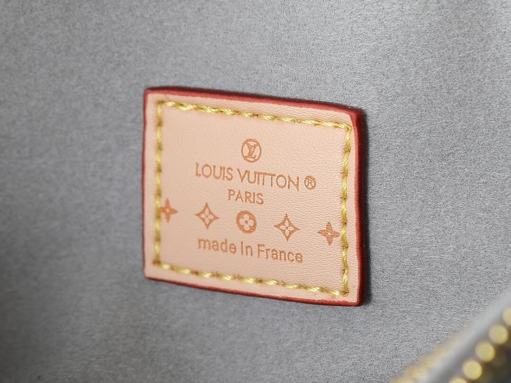 Dragons Bags ln Luxury Bag --77099
