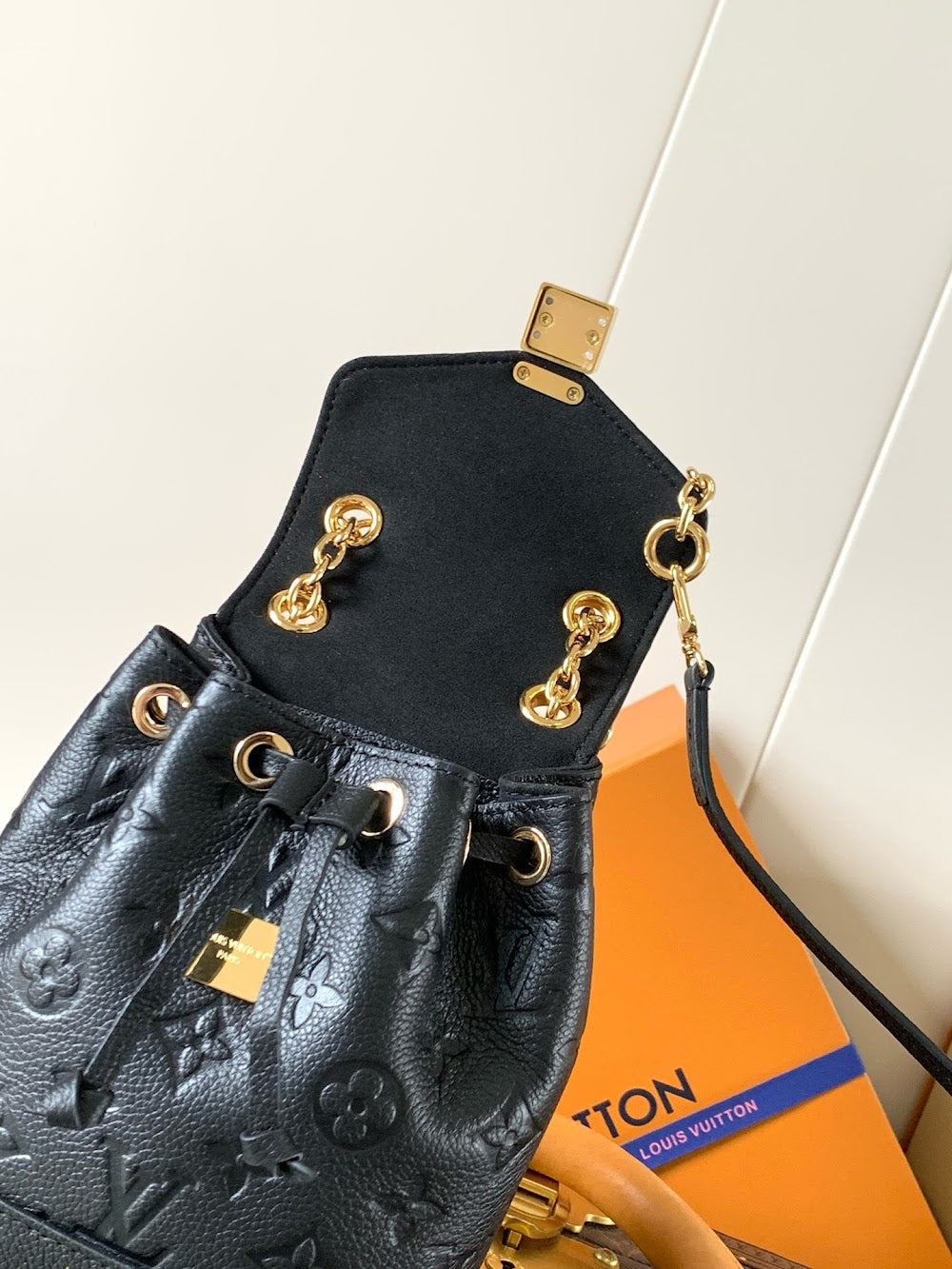 Dragons Bags LVn Luxury Bag --80120