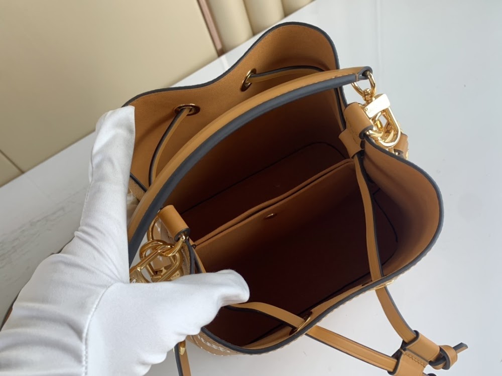 Dragons Bags ln Luxury Bag --56843