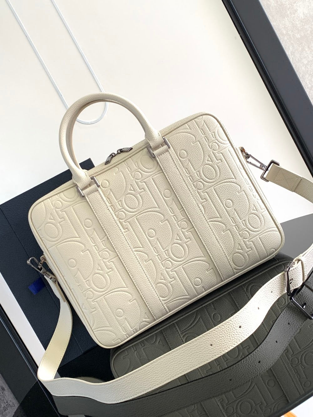 Dragons BagsDiorn Luxury Bag --115157
