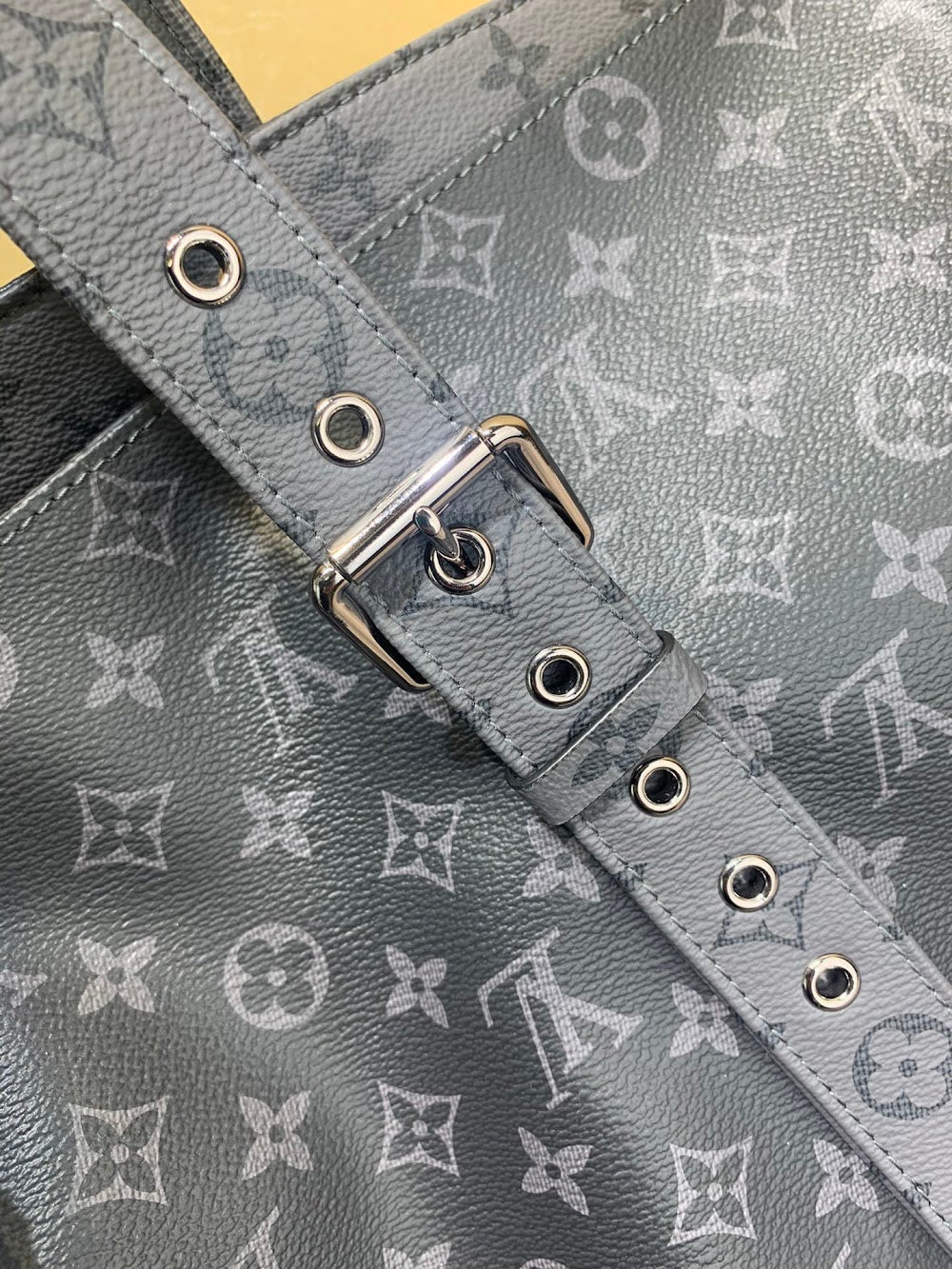 Dragons Bags ln Luxury Bag --56598