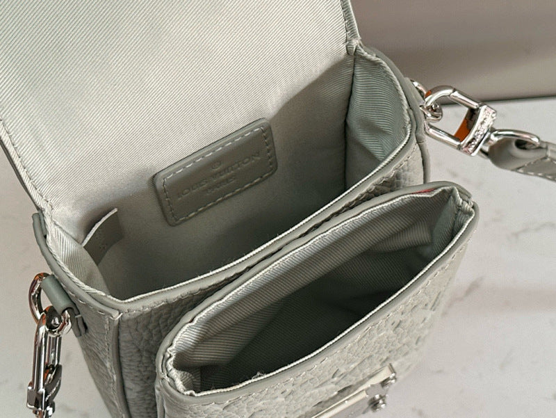 Dragons Bags ln Luxury Bag --70670