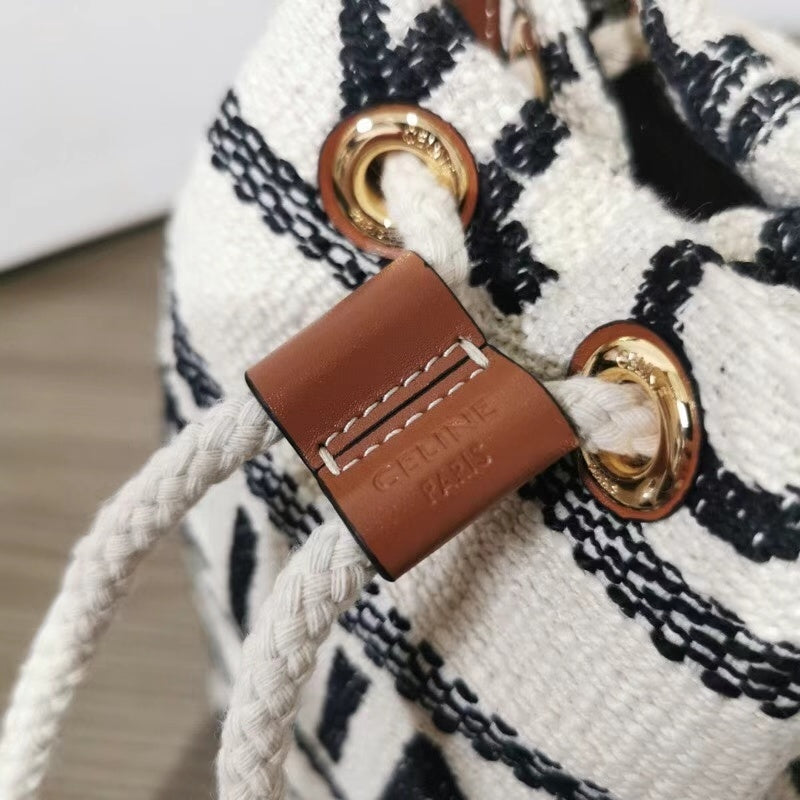 new-luxury-designer-bags-nm17078
