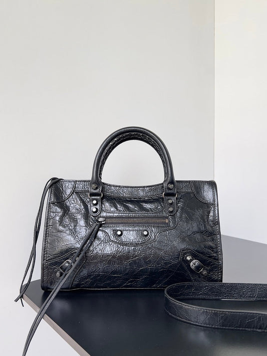 Dragons Bags Balenciaga Luxury Bag --111524