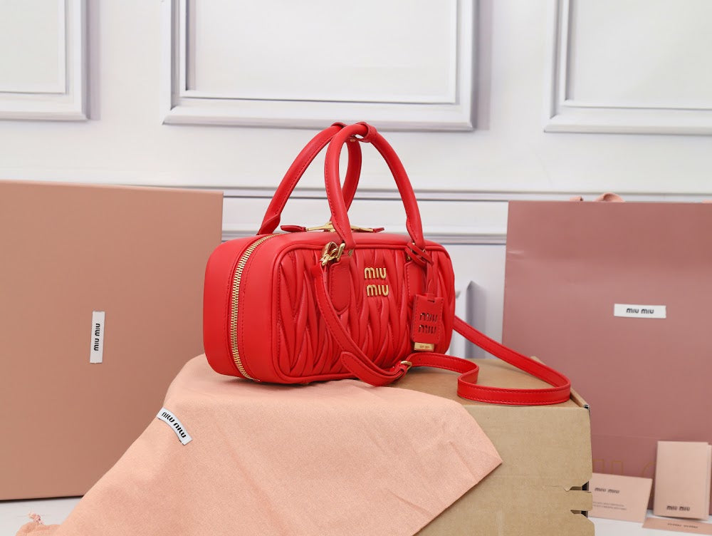 Dragons Bags Miun Miun Luxury Bag --123062