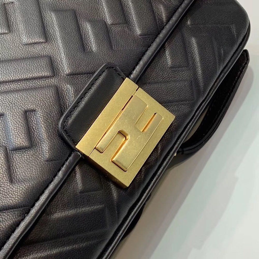 new-luxury-designer-bags-nm15170