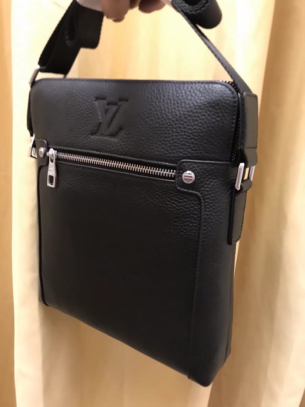 Dragons Bags ln Luxury Bag --70301
