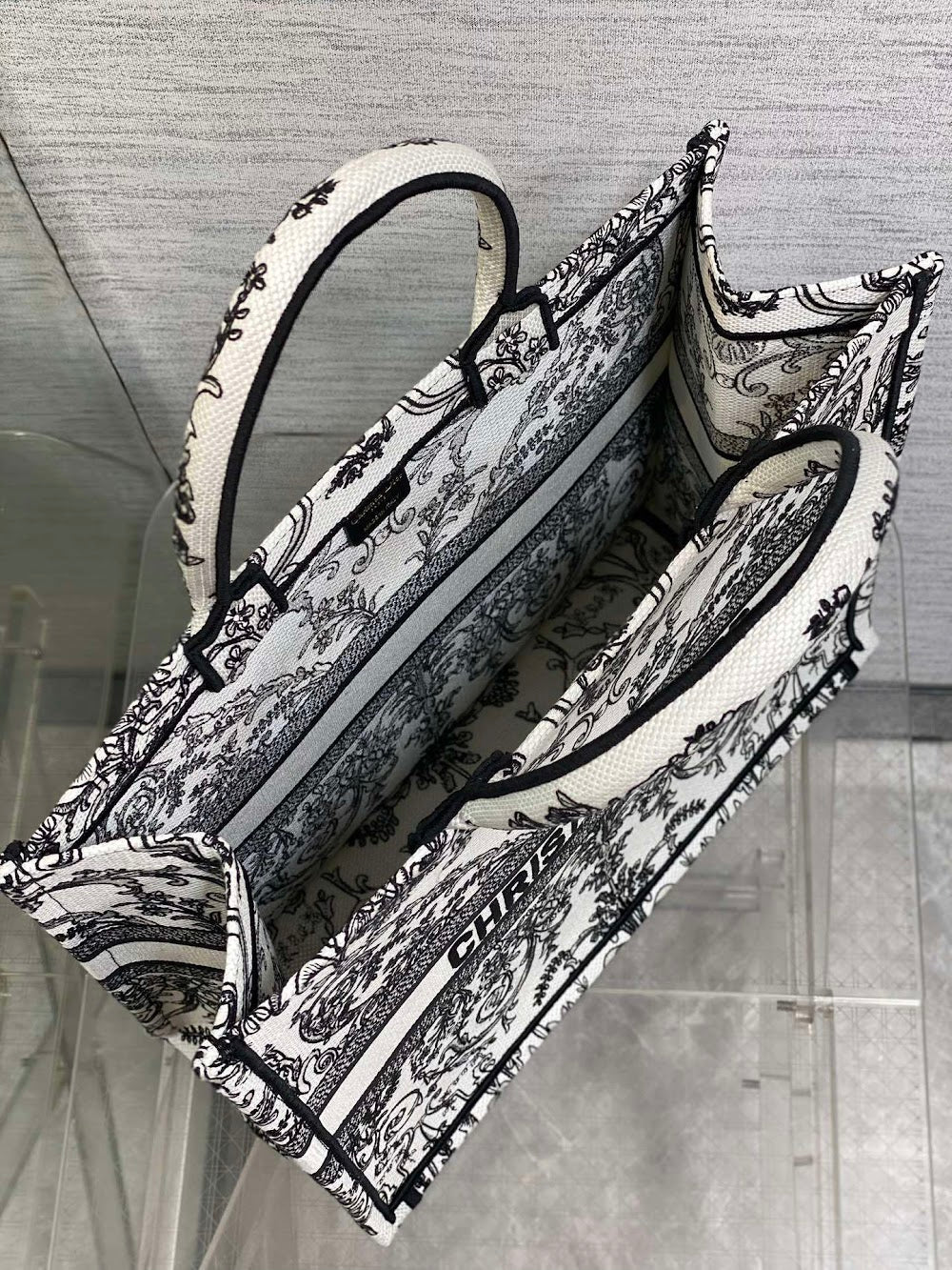 Dragons BagsDiorn Luxury Bag --115459