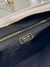 new-designer-premium-bags-nm2084