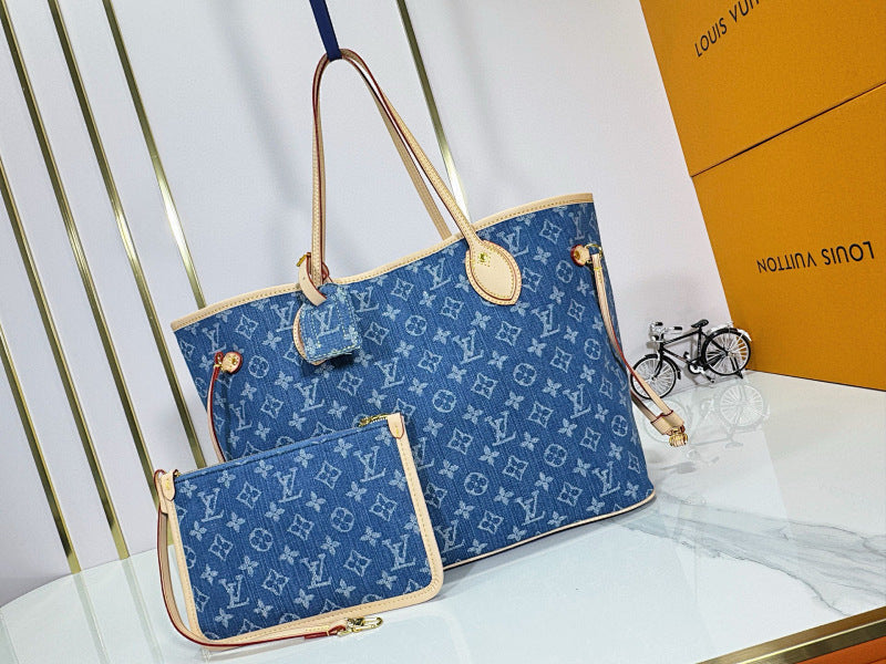 Dragons Bags ln Luxury Bag --81710