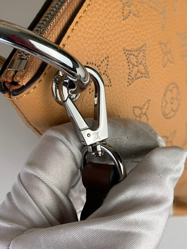 Dragons Bags ln Luxury Bag --60625
